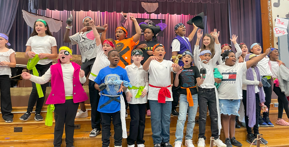 Utica Academy of Science Elementary School Performs Pirates the Musical