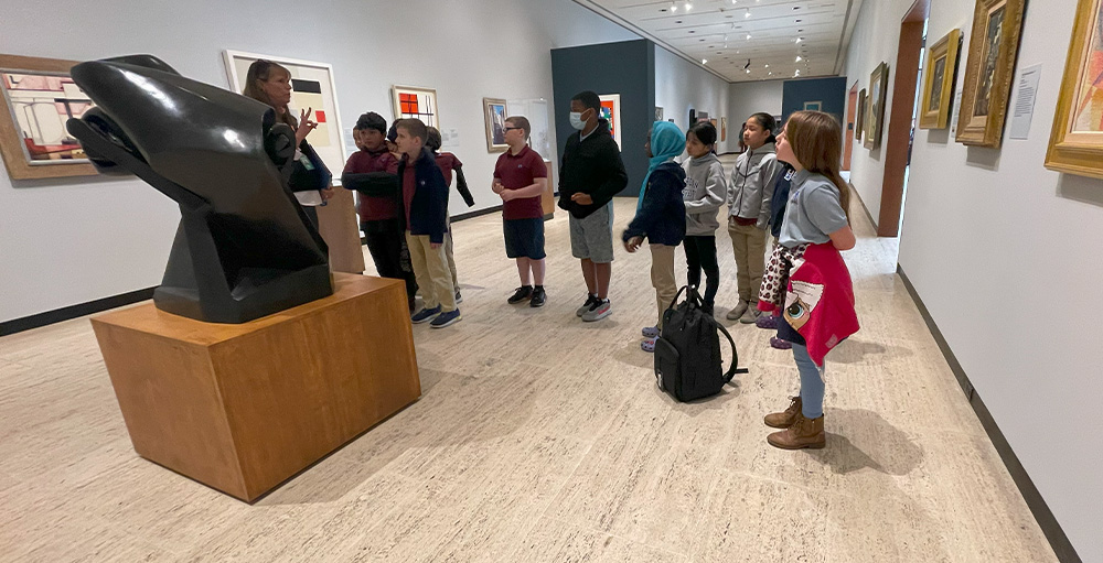 4th Graders at Utica Academy of Science Take Trip to Munson Art Museum