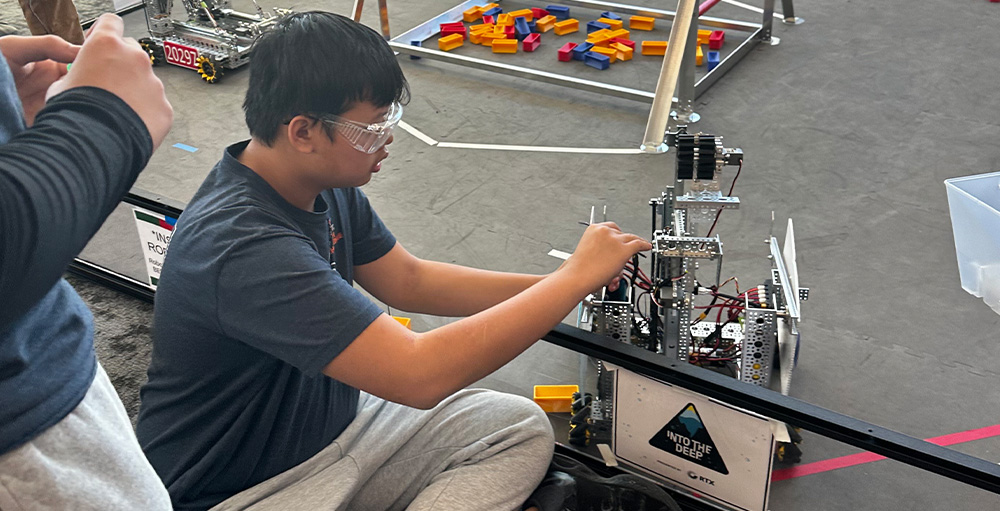 Clarkson University Welcomes Utica Academy of Science Robotics Students