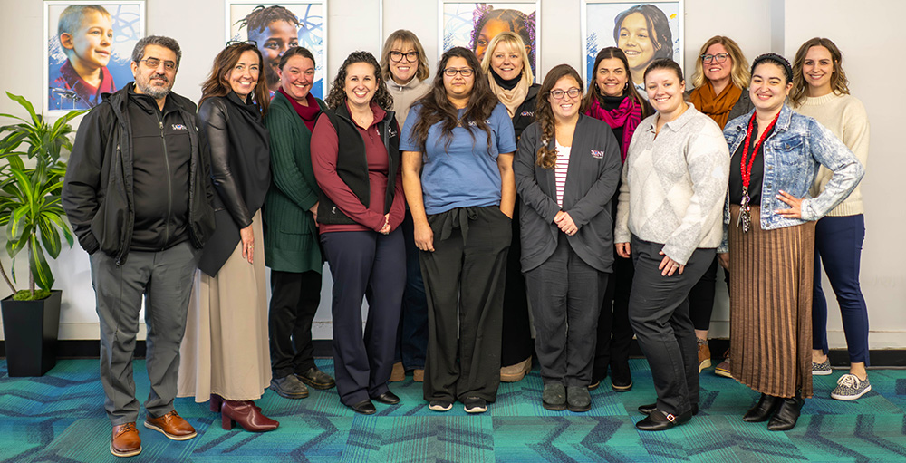 UAS Strengthens Data-Driven English Instruction